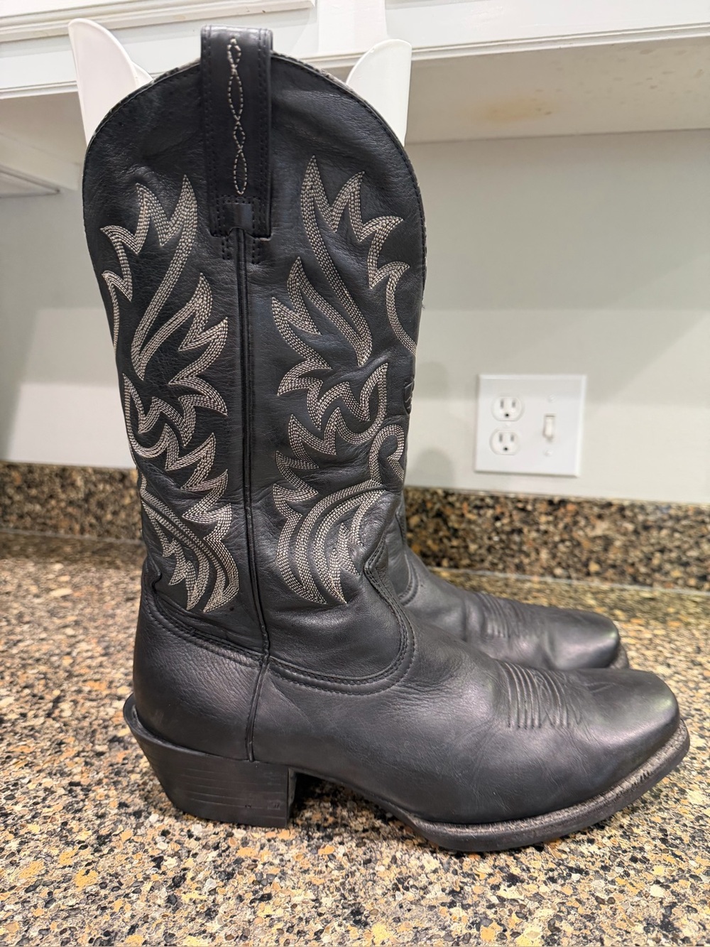 Ariat Black Leather Western Embroidered Cowboy Boots Mens 12D